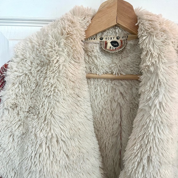 Roxy Fur Coat - Picture 3 of 5